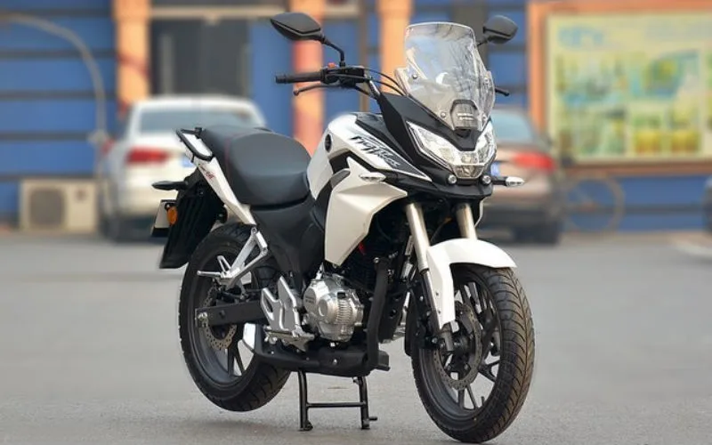 Honda lança na China a CBF190X 2018
