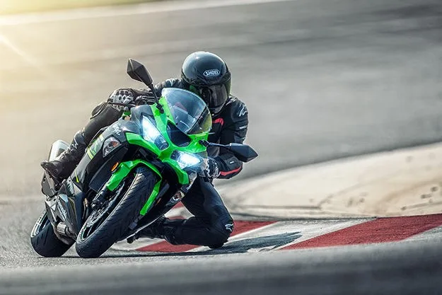 Kawasaki lança no Brasil a nova ZX-6R 2020, com motor 636 de 4