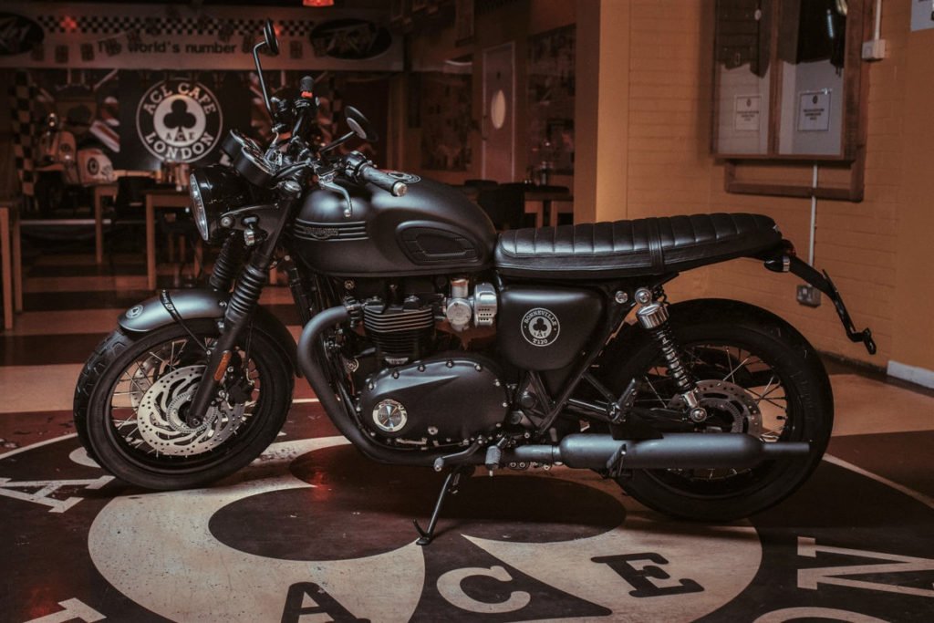 triumph bonneville t120 ace