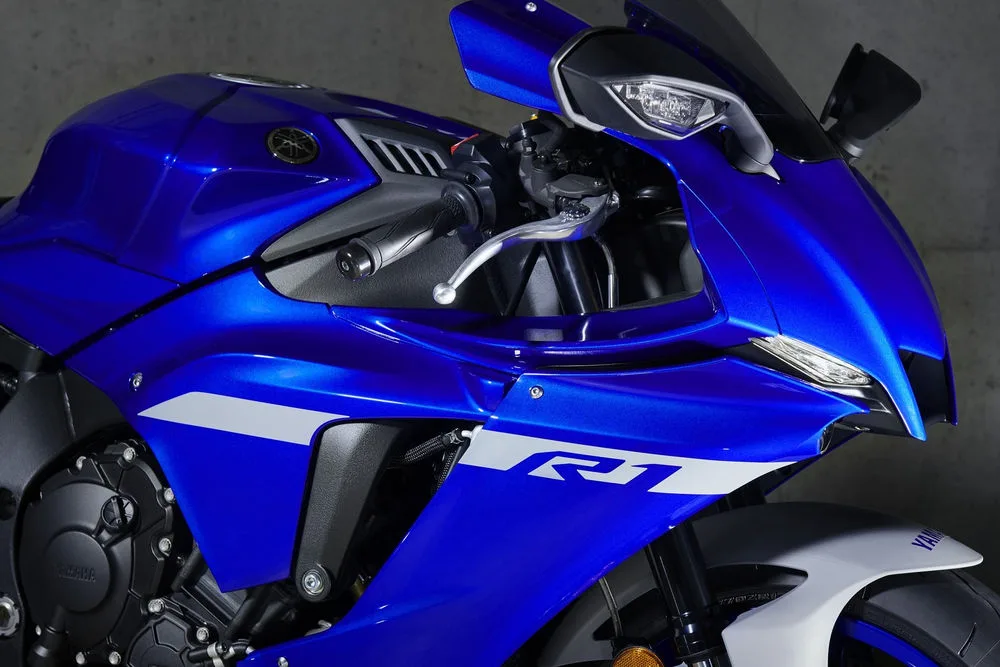 Yamaha lança a R1 e R1M 2020 que chegam com novo design e mais