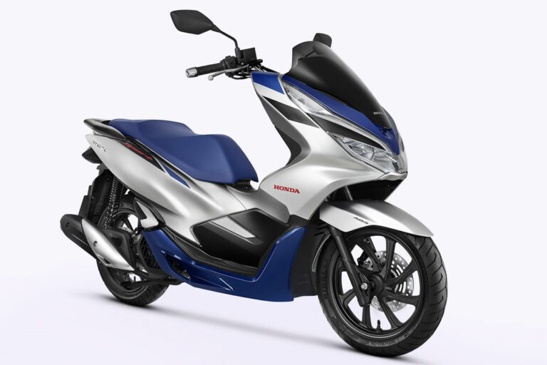 Honda PCX ganha novas cores e grafismos Preço é reajustado e parte de R