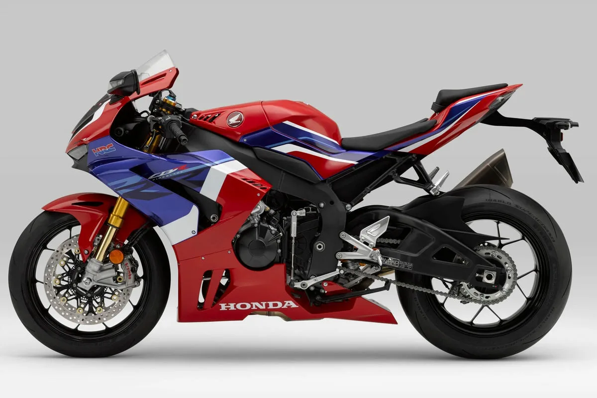 honda cbr 1000rr-r fireblade 2020