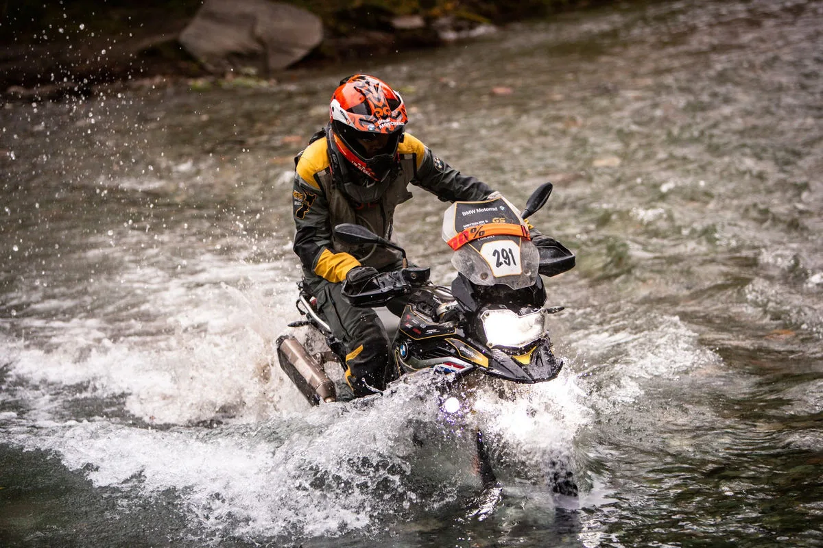 bmw gs trophy 2020