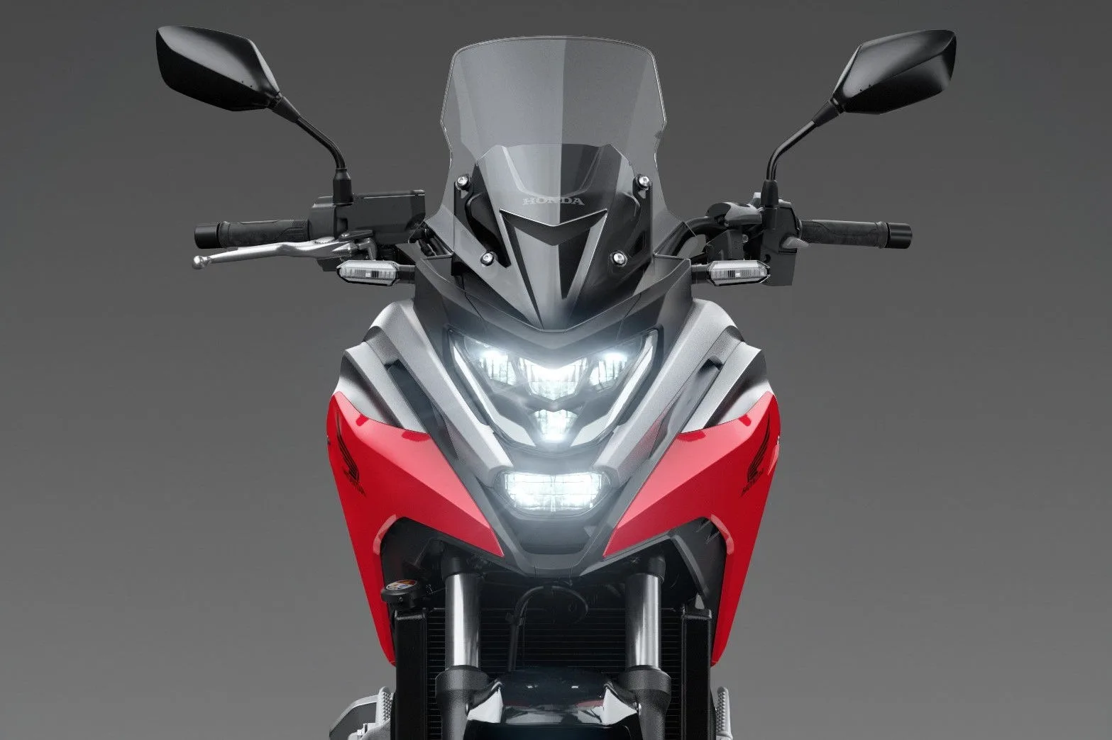 honda nc 750x 2021 europa frente com faróis acesos