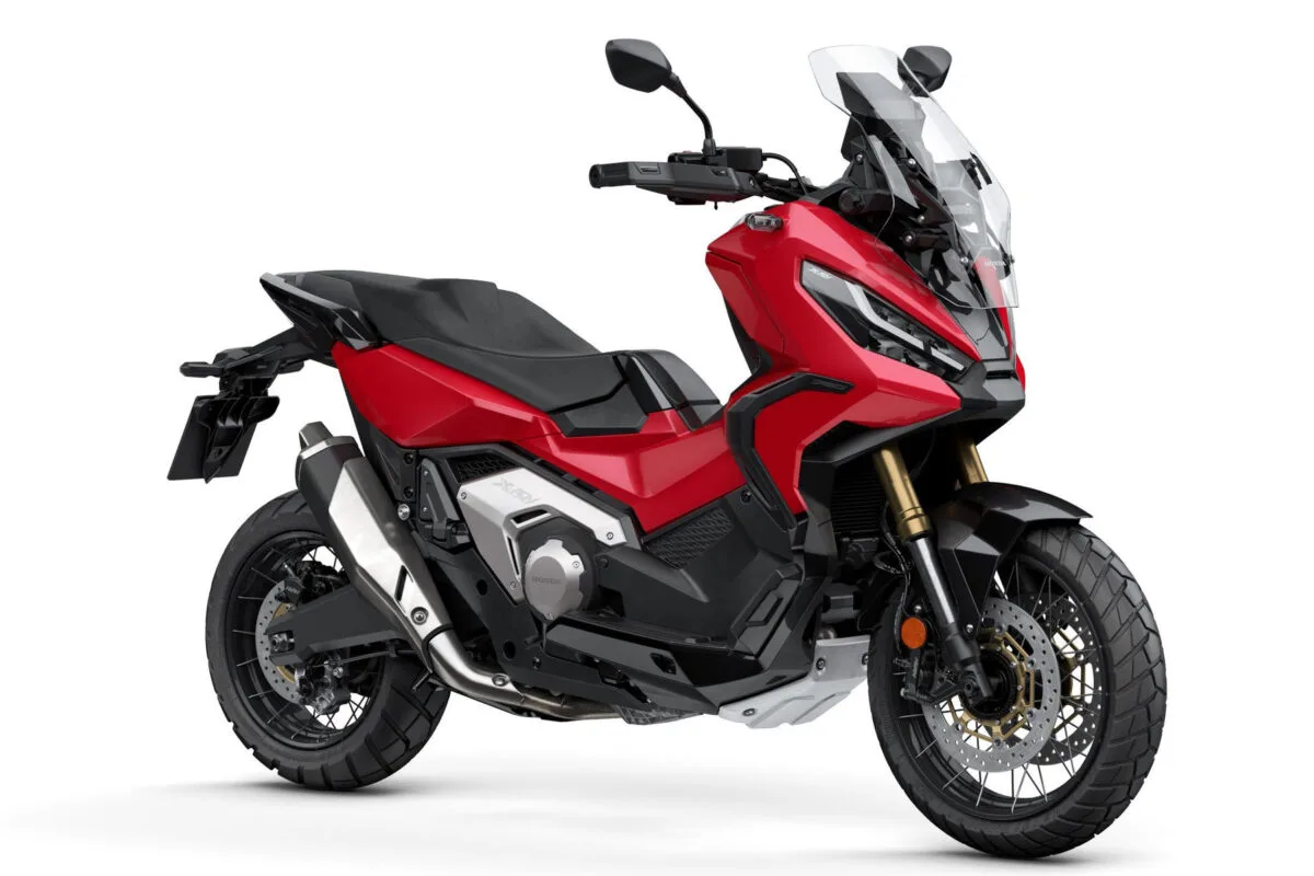 honda x-adv 2021 europa vermelha frontal lateral direita