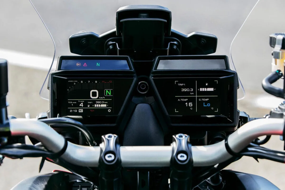 yamaha tracer 9 2021 europa painel visão do piloto