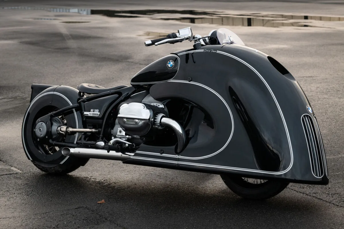 bmw r 18 spirit of passion