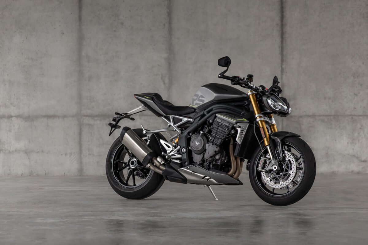 triumph speed triple 1200 rs 2021