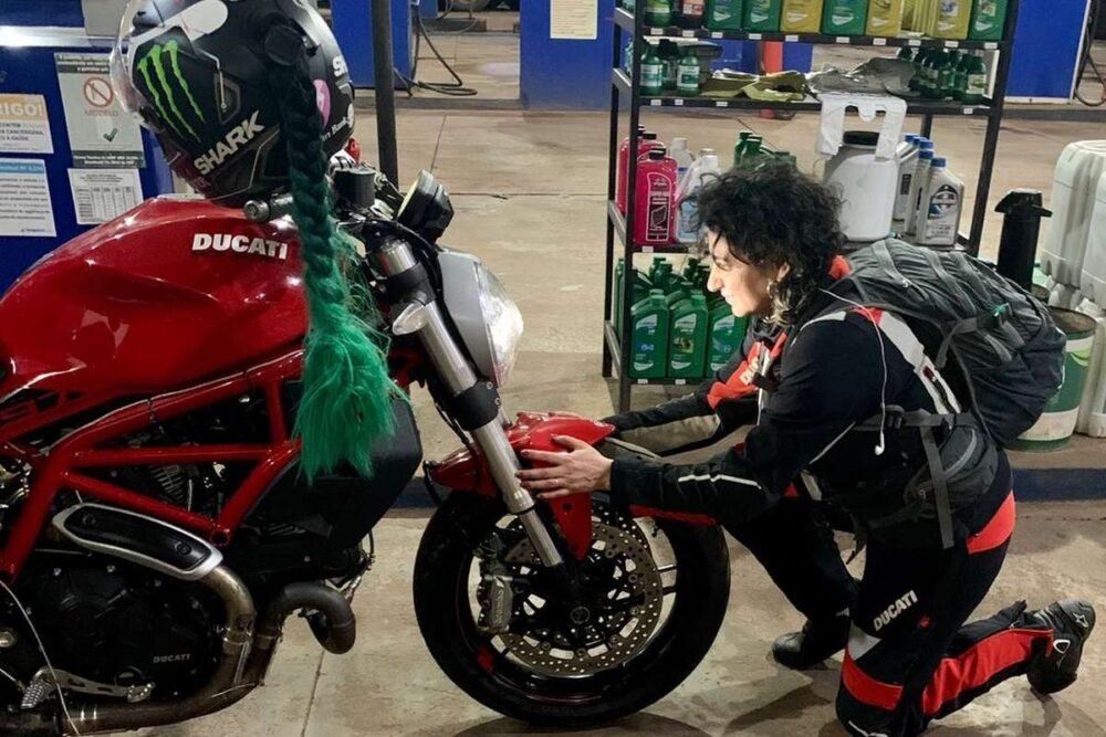 virginia barbosa iron butt ducati