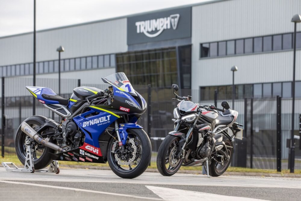 dynavolt triumph supersport
