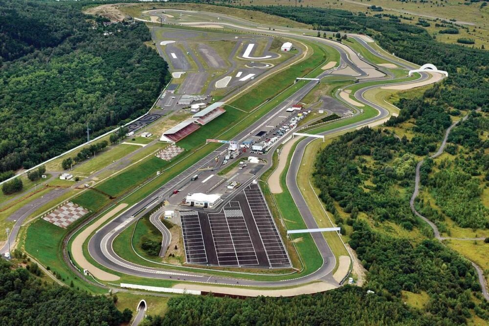 worldsbk checa autódromo most