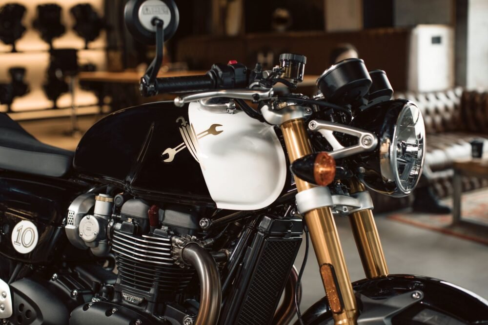 triumph thruxton dgr