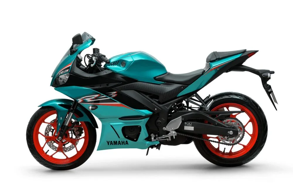 yamaha r3 abs 2022 verde lateral esquerda
