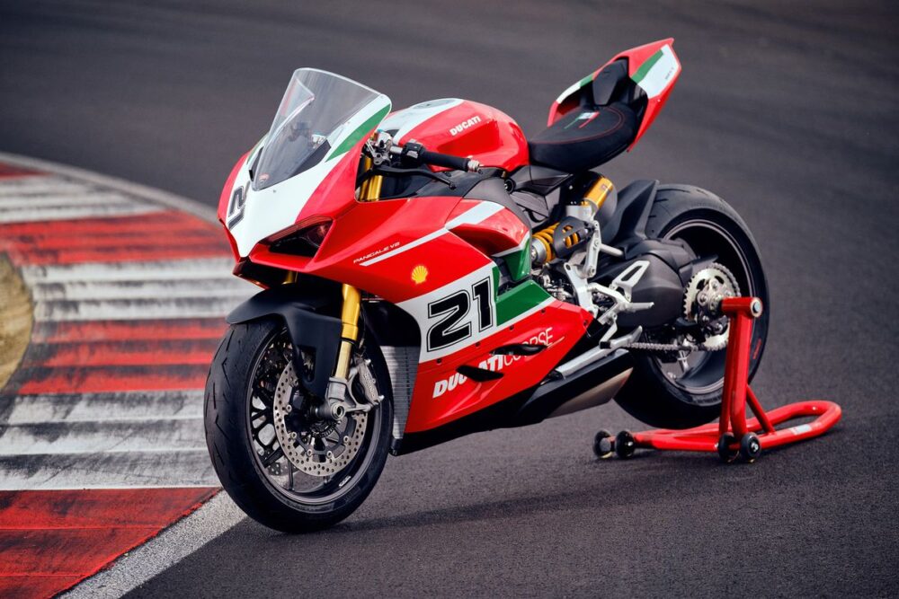 ducati panigale v2 troy bayliss