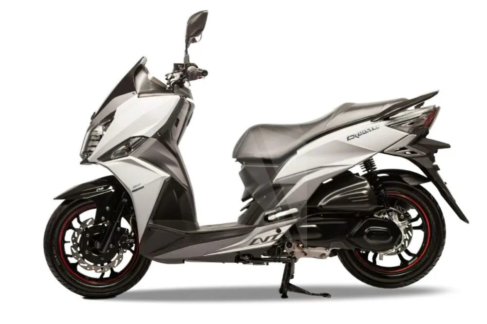 dafra cruisym 150 2022 branco lateral esquerda