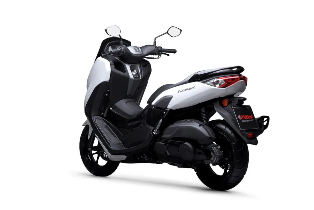 yamaha nmax 160 abs 2022 branco traseira