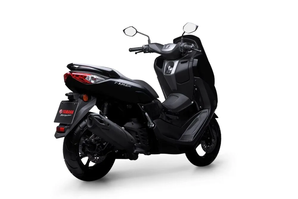 yamaha nmax 160 abs 2022 preta traseira