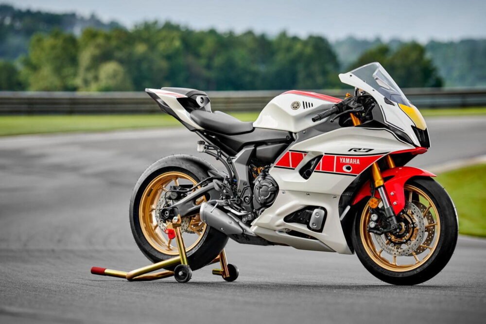 yamaha r7 world gp 60th anniversary