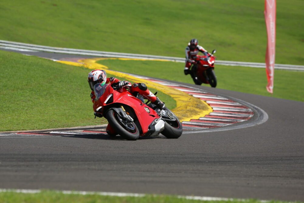 ducati riding academy