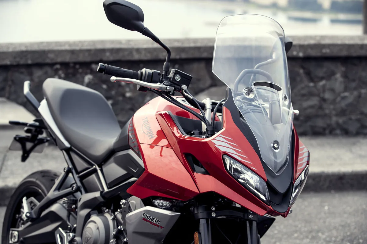 tiger sport 660 2022 detalhe frente