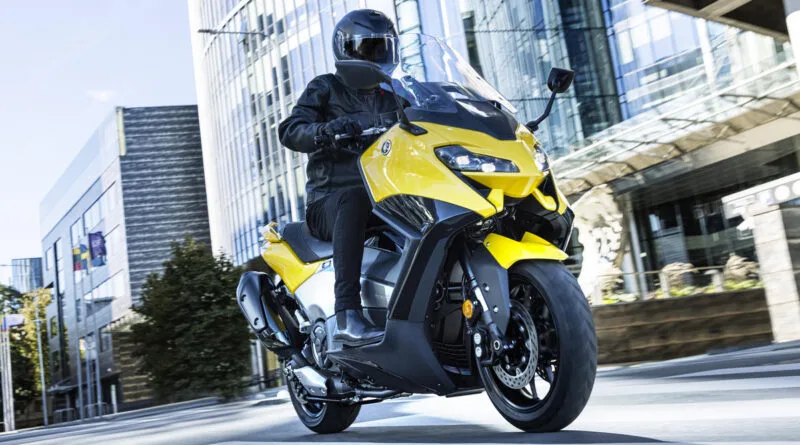 yamaha tmax 2022