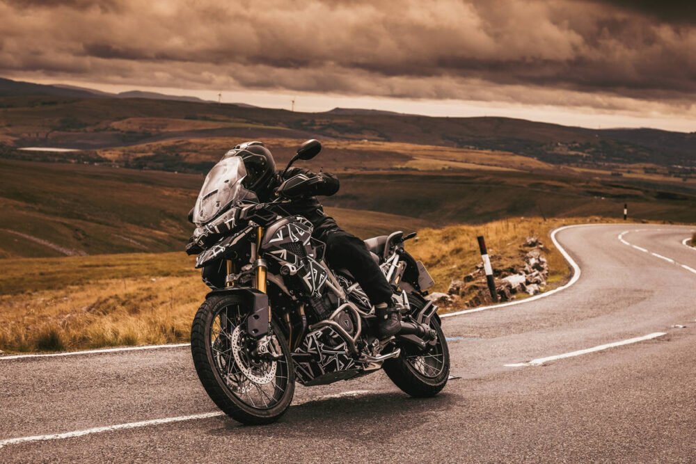 triumph tiger 1200 protótipo