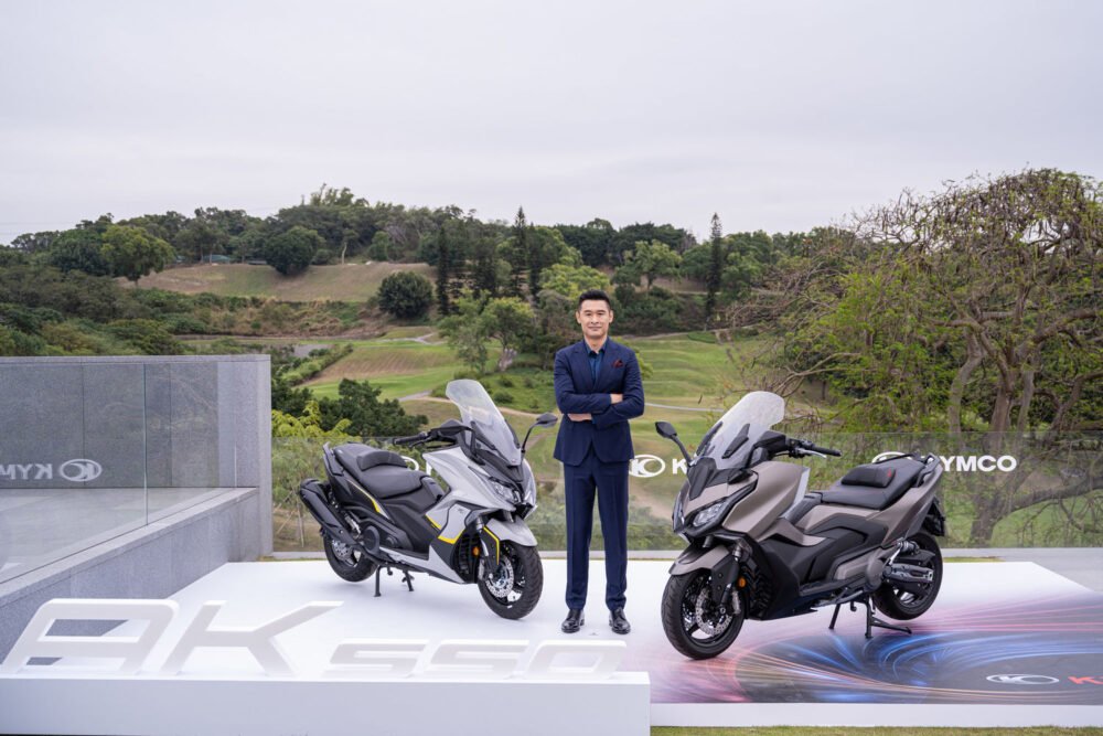 kymco ak 550 2022