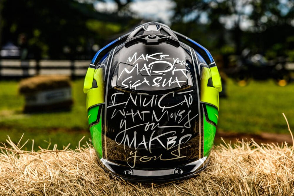capacete bmw gs trophy brasil 2021