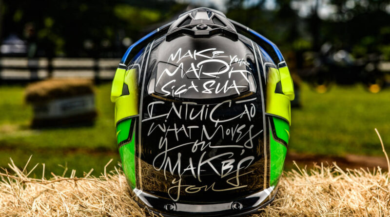 capacete bmw gs trophy brasil 2021