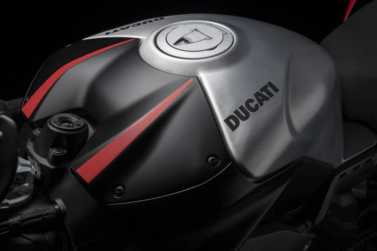 ducati panigale v4 sp2