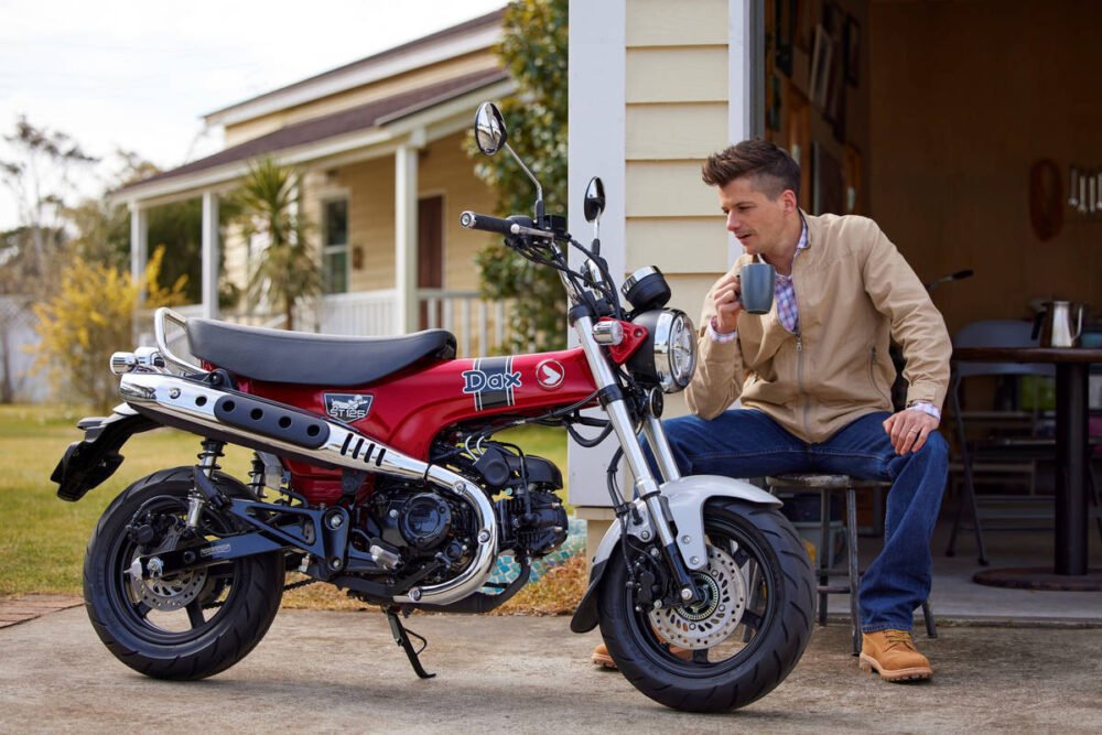 honda st125 dax 2023