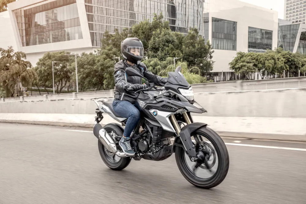 bmw g 310 gs triple black