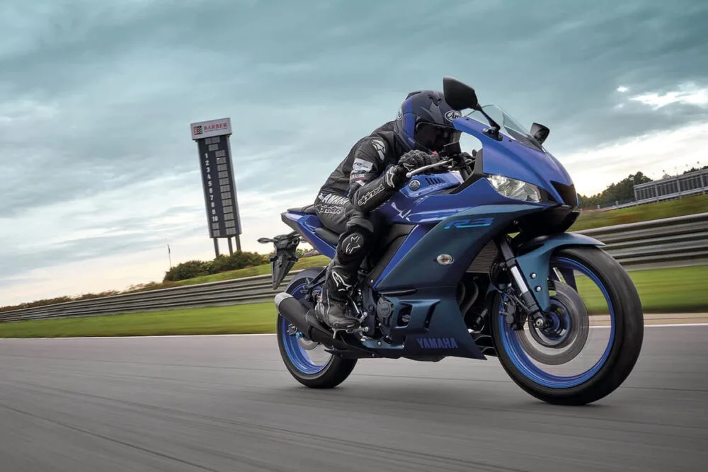 yamaha r3 2023