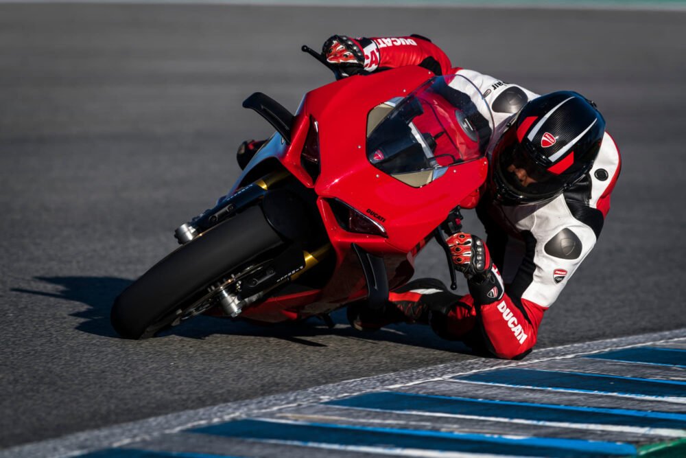 ducati panigale v4 2023