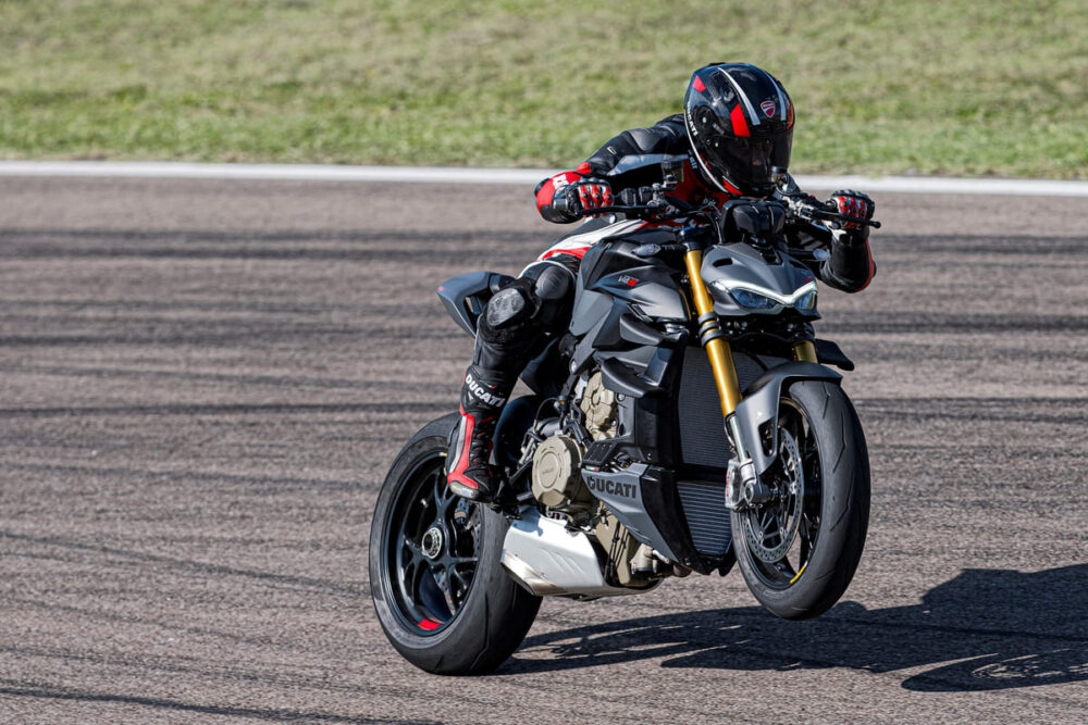 ducati streetfighter v4 s 2023