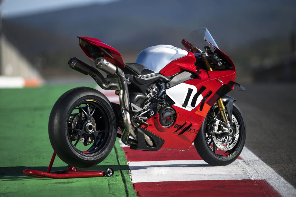 panigale v4 r 2023