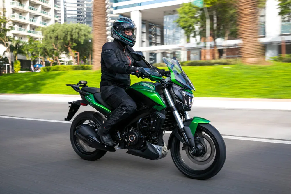 bajaj dominar 400 2023