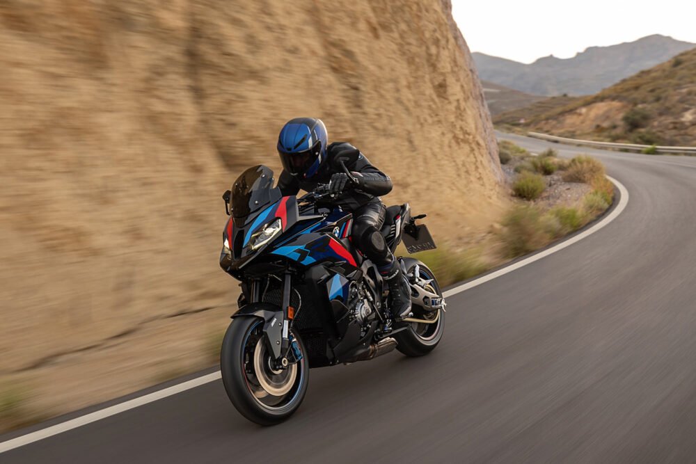 bmw m 1000 xr 2024