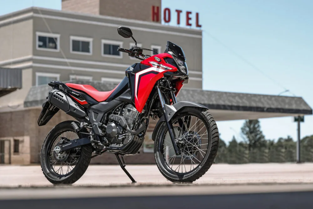 xre 300 sahara 2024