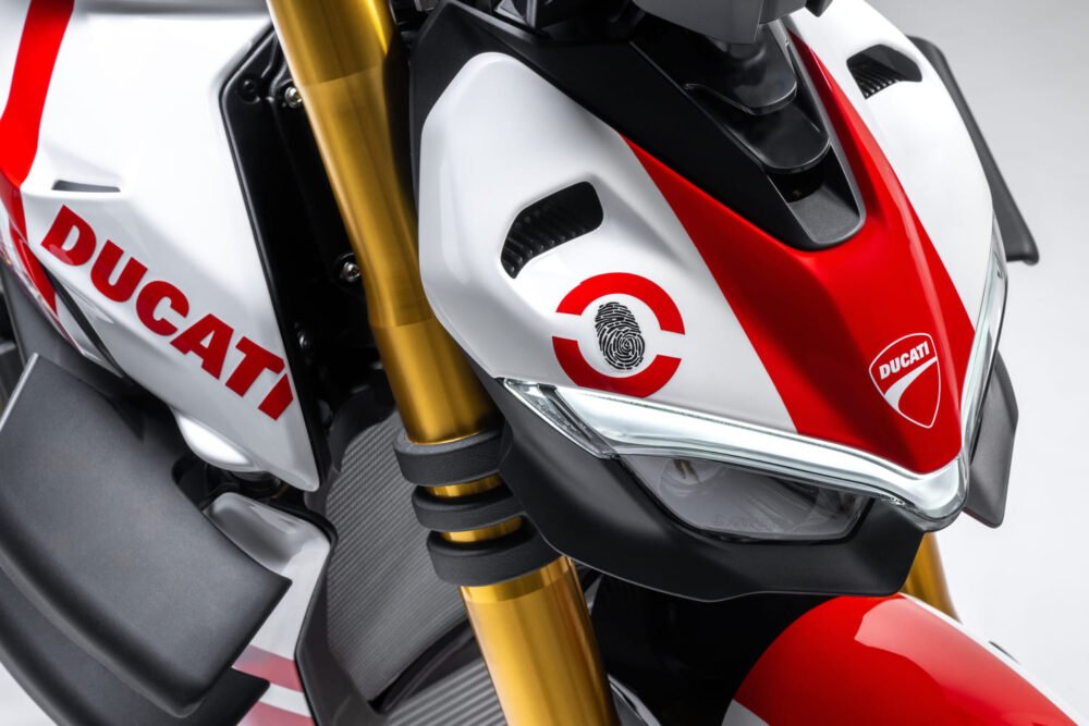 ducati streetfighter v4 supreme