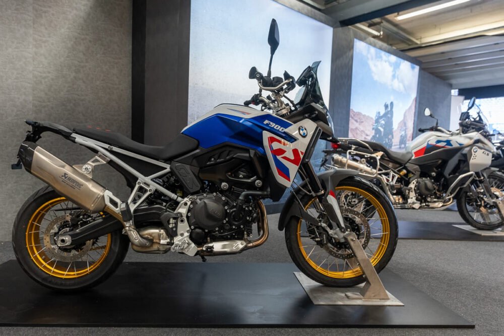 f 900 gs