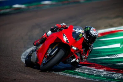 panigale v4 s 2025