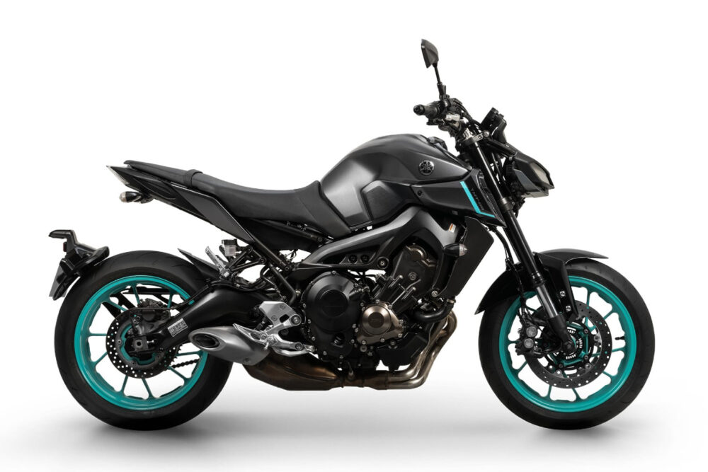 yamaha mt-09 abs 2025