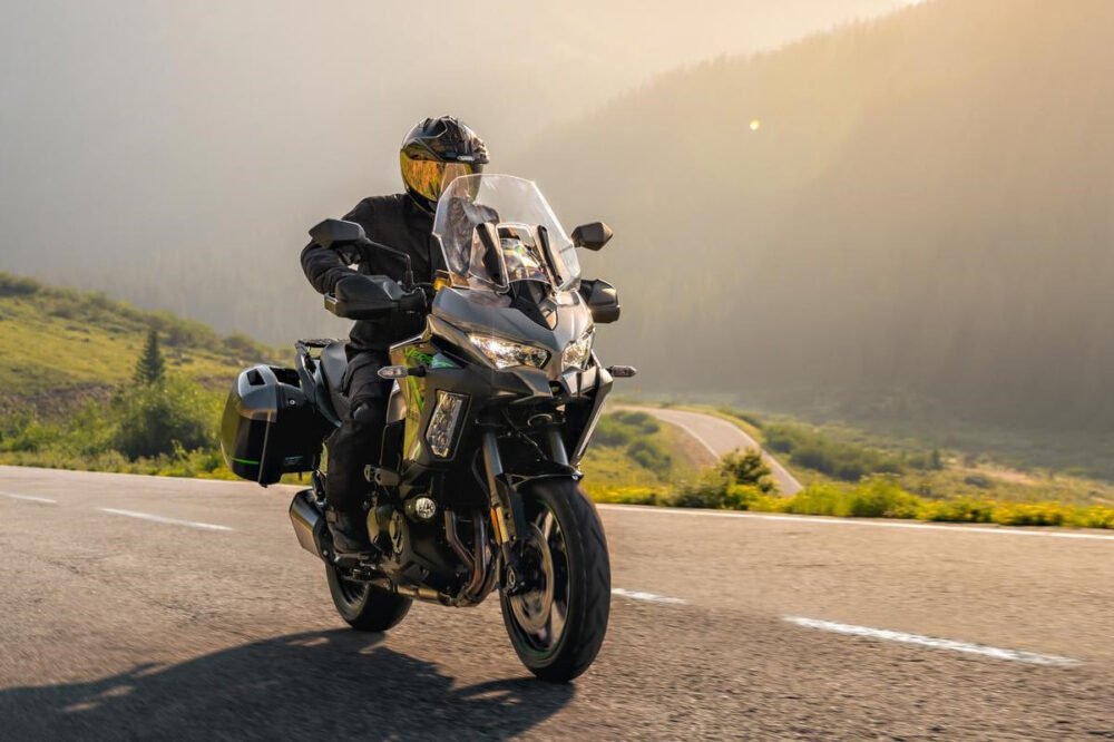 kawasaki versys 1100 2025