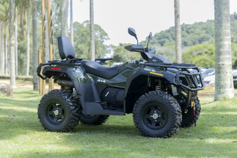 hisun tactic 750 quadriciclo 4x4