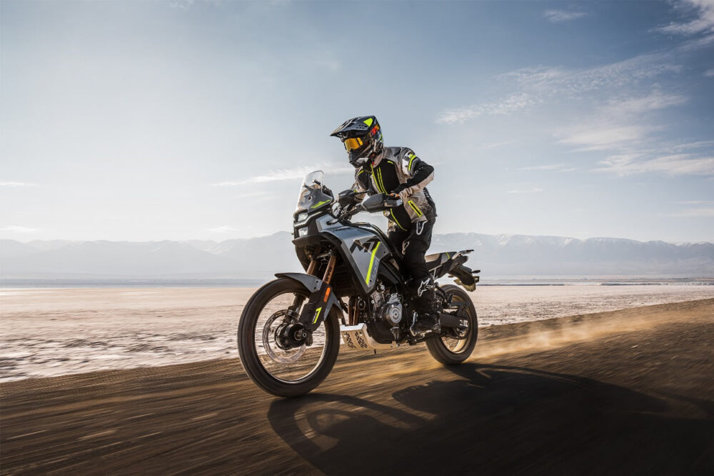 cfmoto 450mt