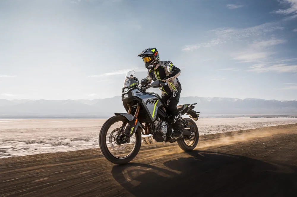 cfmoto 450mt