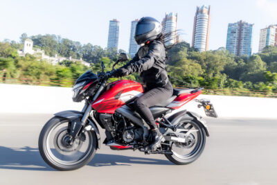 bajaj dominar ns 160 2026
