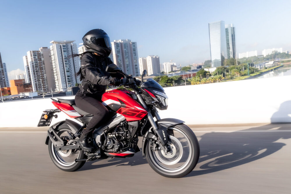 bajaj dominar ns 160 2026
