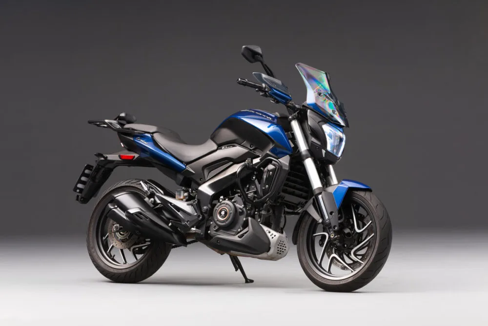 dominar 400 2026